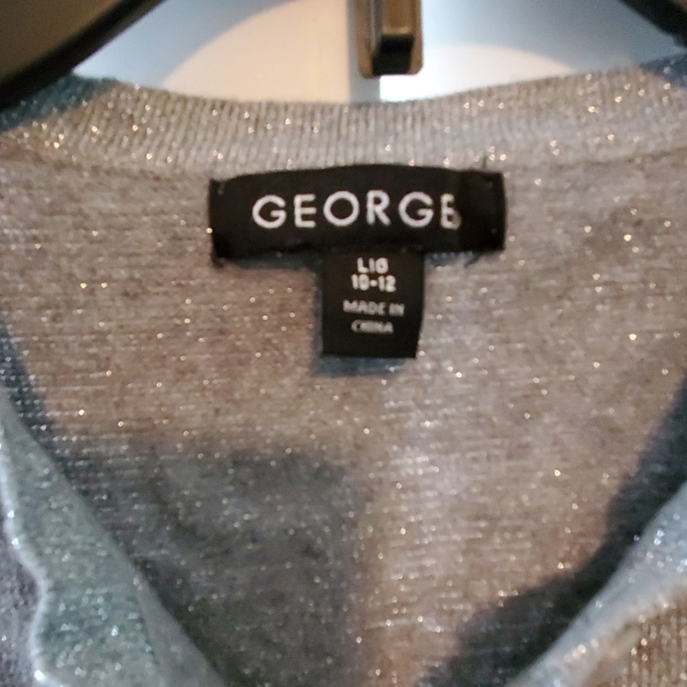 Sweater - Picture 3 of 3